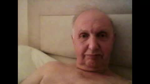 Snapshot of herdsman3 chatting on 12/01/24, 11:25 herdsman3 online show from 12/01/24, 11:25