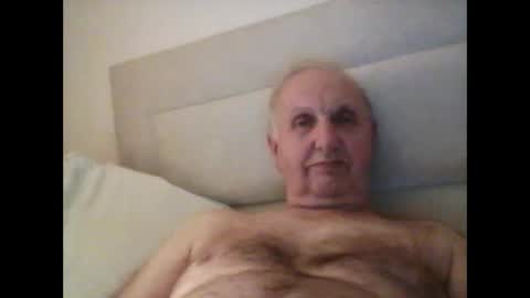 Snapshot of herdsman3 chatting on 12/27/24, 11:10 herdsman3 online show from 12/27/24, 11:10