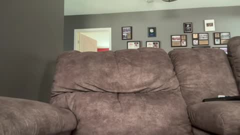 Snapshot of herkimer95 chatting on 06/19/26, 03:05 herkimer95 online show from 06/19/26, 03:05