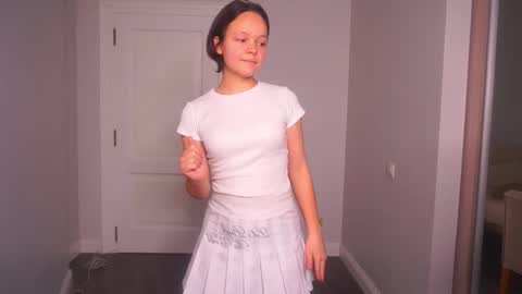 Hermina online show from 11/23/25, 11:54