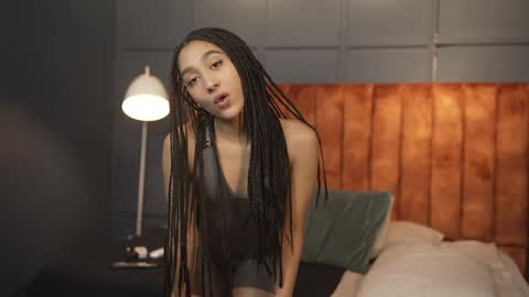 Hermione Scott online show from 01/13/25, 03:47