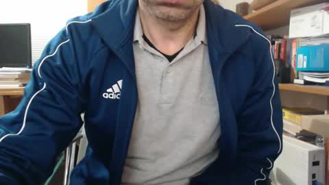 hero0111 online show from 09/12/25, 08:58