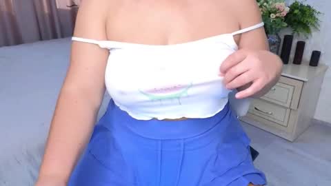 Maryana online show from 10/15/25, 06:13