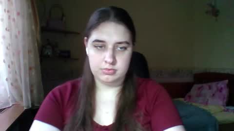 hess_luna_ online show from 12/05/25, 10:13