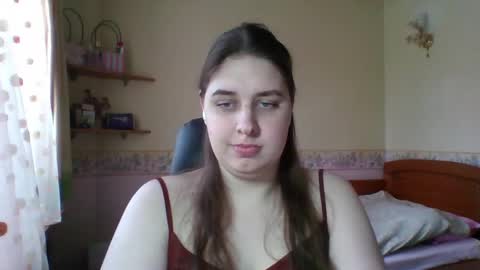 hess_luna_ online show from 04/10/26, 09:14