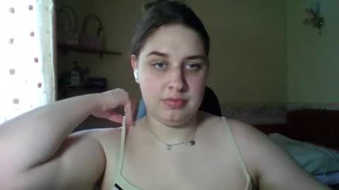 Snapshot of hess_luna_ chatting on 06/10/26, 09:08 hess_luna_ online show from 06/10/26, 09:08