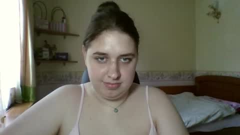 Snapshot of hess_luna_ chatting on 06/16/26, 09:12 hess_luna_ online show from 06/16/26, 09:12