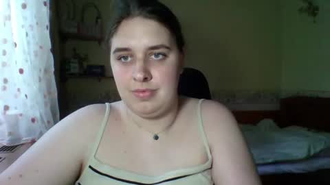 Snapshot of hess_luna_ chatting on 06/18/26, 09:09 hess_luna_ online show from 06/18/26, 09:09