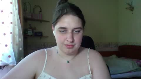 Snapshot of hess_luna_ chatting on 06/22/26, 09:06 hess_luna_ online show from 06/22/26, 09:06