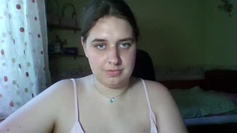 Snapshot of hess_luna_ chatting on 06/29/26, 10:15 hess_luna_ online show from 06/29/26, 10:15