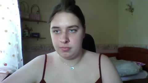 Snapshot of hess_luna_ chatting on 07/09/26, 09:02 hess_luna_ online show from 07/09/26, 09:02