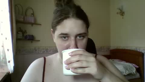 Snapshot of hess_luna_ chatting on 07/21/26, 09:11 hess_luna_ online show from 07/21/26, 09:11