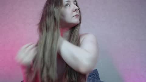 Snapshot of hesssa chatting on 01/15/25, 03:00 Hesssa Prime time  The broadcasts start at 3am and 3 pm London time  online show from 01/15/25, 03:00