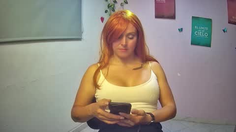 Hestesiaxx online show from 11/27/25, 02:24