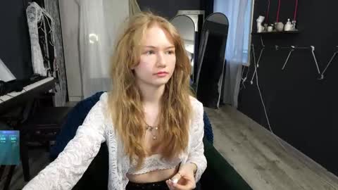Sasha online show from 05/19/26, 06:36