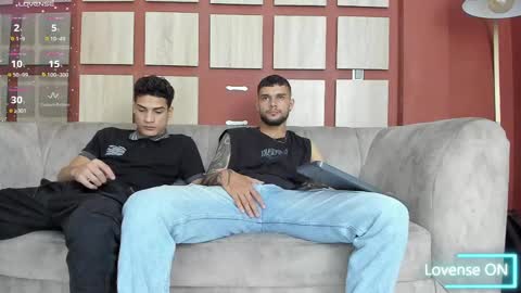 Snapshot of heteros_men chatting on 03/09/25, 01:35 heteros men online show from 03/09/25, 01:35