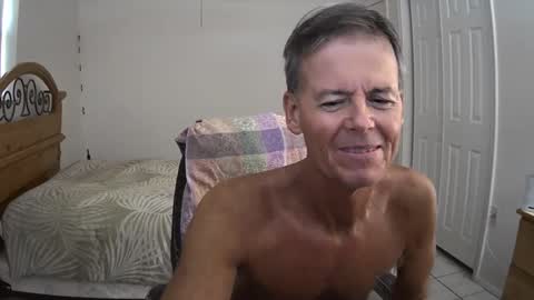 Snapshot of hewes1 chatting on 09/19/25, 07:47 hewes1 online show from 09/19/25, 07:47