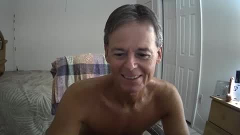 Snapshot of hewes1 chatting on 10/03/25, 09:39 hewes1 online show from 10/03/25, 09:39