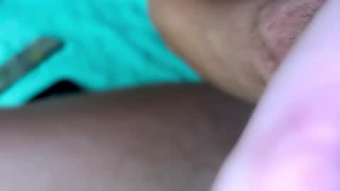 Snapshot of hey_arnold chatting on 12/24/24, 09:22 Arnold online show from 12/24/24, 09:22