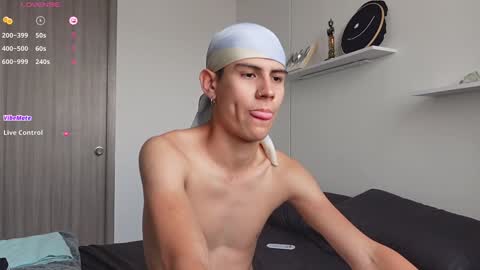 hey_cesard online show from 02/08/25, 02:05