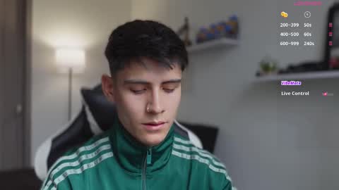 hey_cesard online show from 09/19/25, 03:56