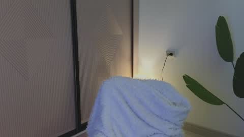 Audrey online show from 12/16/24, 05:22