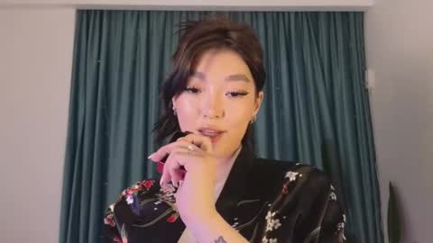 Audrey online show from 03/08/25, 05:33