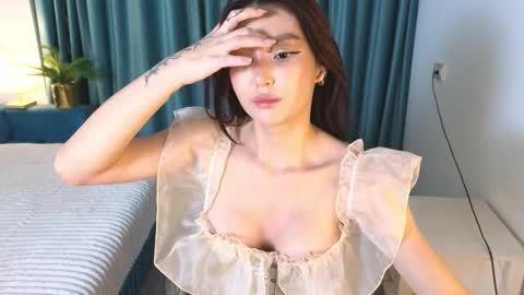 Audrey online show from 11/16/25, 03:28