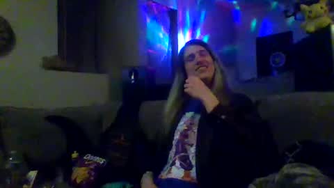 Snapshot of hey_mikky chatting on 10/03/25, 01:46 hey_mikky online show from 10/03/25, 01:46
