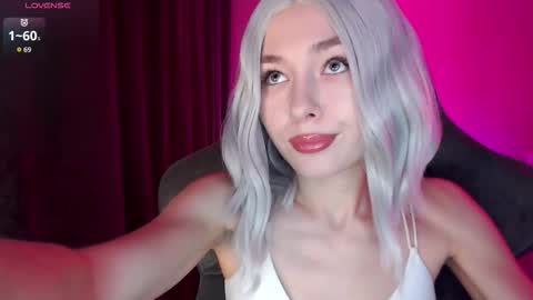  Nora  online show from 02/17/26, 01:07