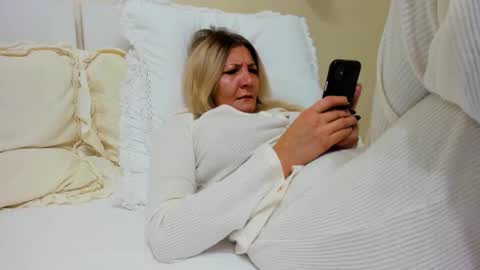 Heyheygrey online show from 01/28/25, 11:49