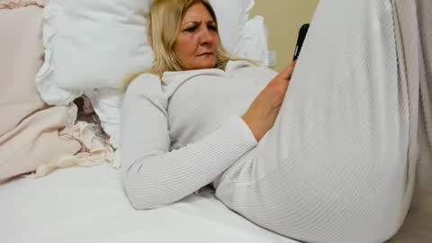 Heyheygrey online show from 03/05/25, 02:01