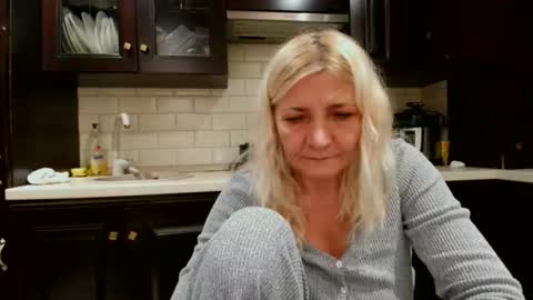 Heyheygrey online show from 10/09/25, 05:22