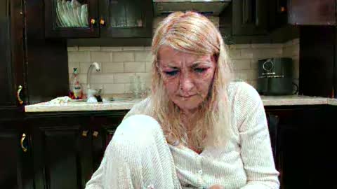 Heyheygrey online show from 10/21/25, 12:06