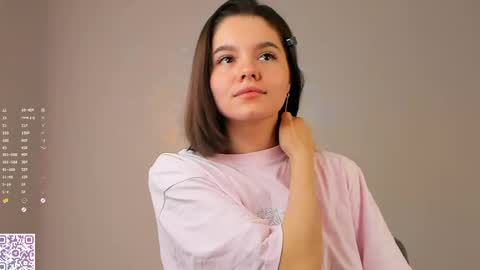 Snapshot of heyim_laura chatting on 05/02/26, 02:16 Laura online show from 05/02/26, 02:16