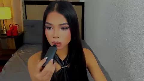 Snapshot of heyitsafira chatting on 07/14/26, 06:46 SAFIRA 3 online show from 07/14/26, 06:46