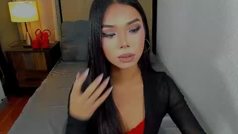 Snapshot of heyitsafira chatting on 07/15/26, 08:47 SAFIRA 3 online show from 07/15/26, 08:47