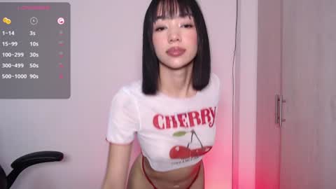 Snapshot of heylaura11 chatting on 07/05/26, 01:12 Laura online show from 07/05/26, 01:12