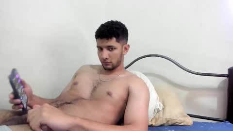 Snapshot of heynotfound chatting on 11/07/25, 04:34 xd online show from 11/07/25, 04:34