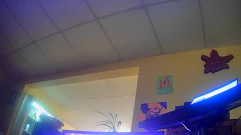 Snapshot of heynowbrowncow1 chatting on 09/12/25, 07:08 The Auger online show from 09/12/25, 07:08