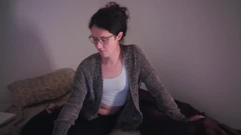 Snapshot of heythereada chatting on 02/22/25, 08:40 Ada Sophie online show from 02/22/25, 08:40