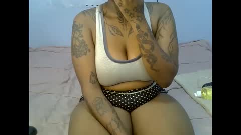 heyybanan online show from 02/08/25, 10:29