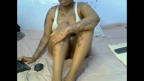 heyybanan online show from 02/08/25, 03:00