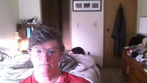 Snapshot of hg99too chatting on 04/22/26, 02:18 hg99too online show from 04/22/26, 02:18