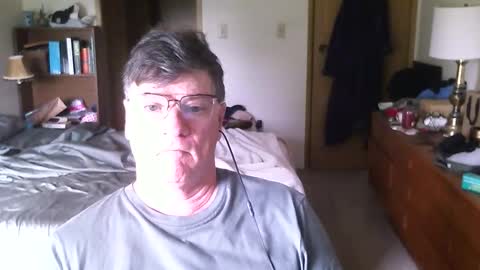 Snapshot of hg99too chatting on 05/10/26, 02:55 hg99too online show from 05/10/26, 02:55