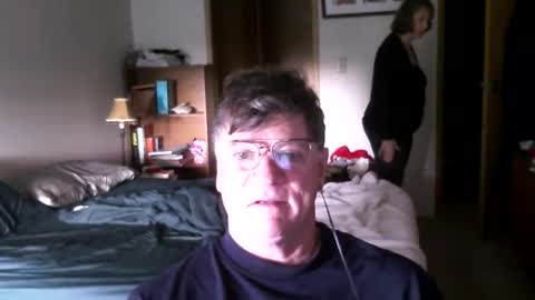 Snapshot of hg99too chatting on 05/17/26, 01:40 hg99too online show from 05/17/26, 01:40