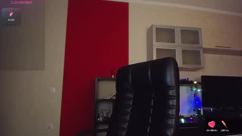 Lina online show from 01/13/26, 05:35