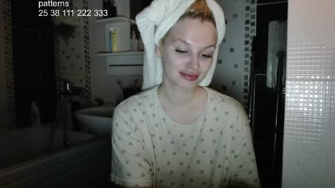 Snapshot of hi_i_am_ana chatting on 07/06/26, 06:32 Ana online show from 07/06/26, 06:32