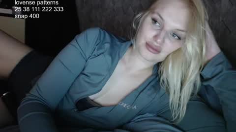 Snapshot of hi_i_am_ana chatting on 07/17/26, 08:46 Ana online show from 07/17/26, 08:46