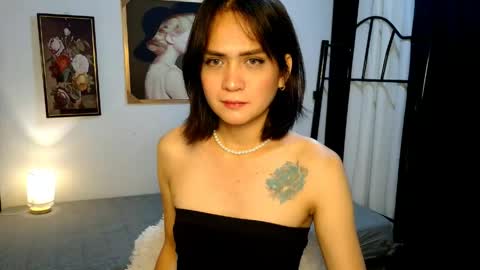 Snapshot of hi_im_jelai chatting on 04/25/26, 07:00 its jelai online show from 04/25/26, 07:00
